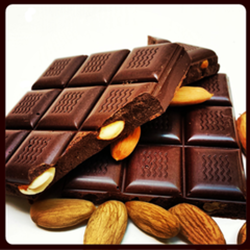 Picture of Coracao Chocolate Bar with Live Almonds