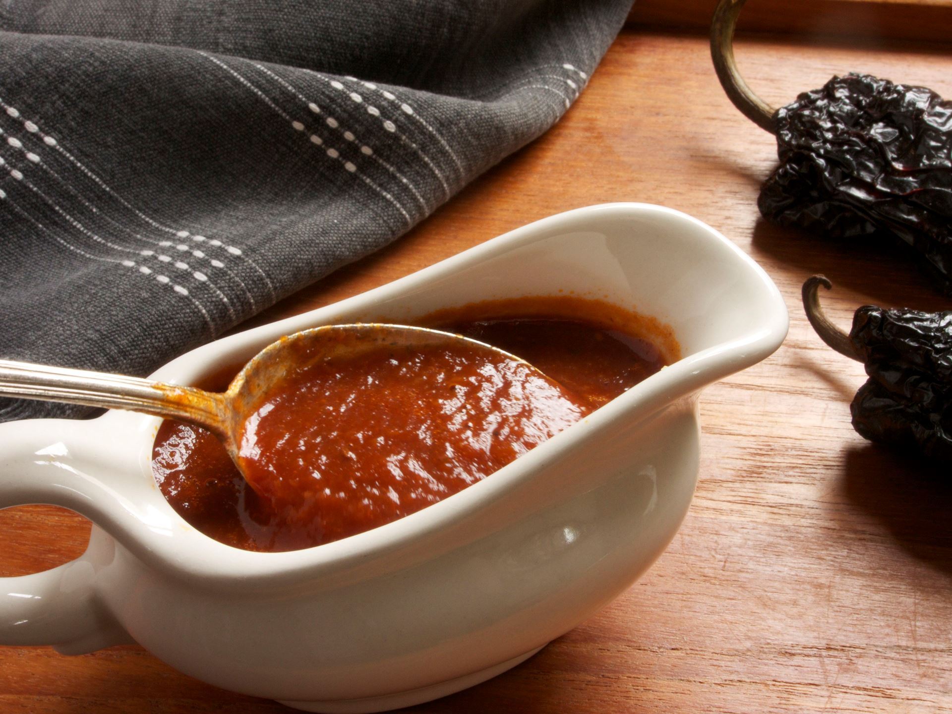 Picture of Broth-Based Enchilada Sauce