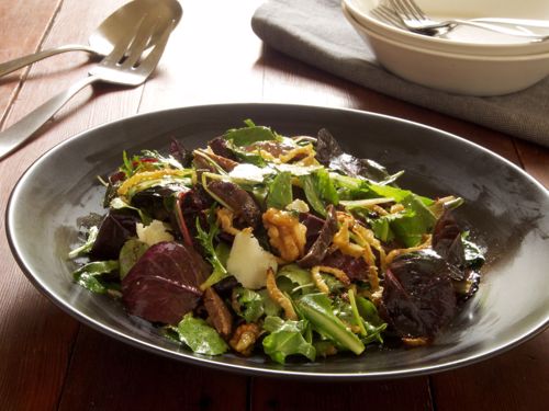 Picture of Spring Salad in a Jar with Pickled Shiitakes and Dandelion Vinaigrette (Quart jar)