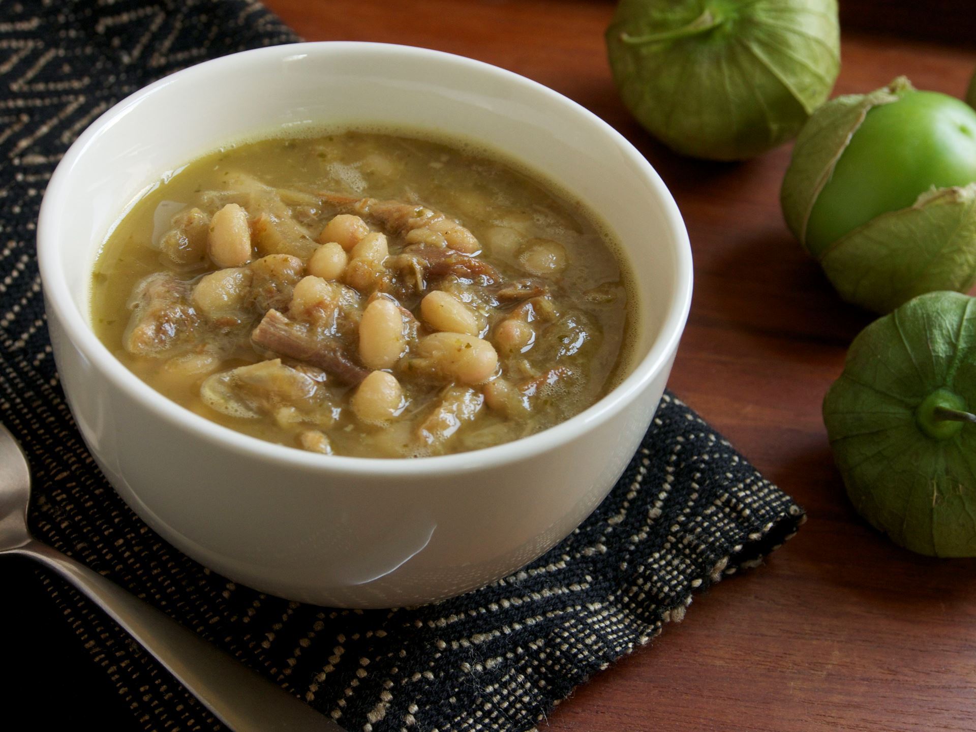 Picture of Frozen -- Pork Mole Verde with White Beans - 22 oz