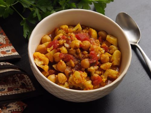 Picture of Frozen -- Spiced Cauliflower and Chickpeas with Tomatoes 