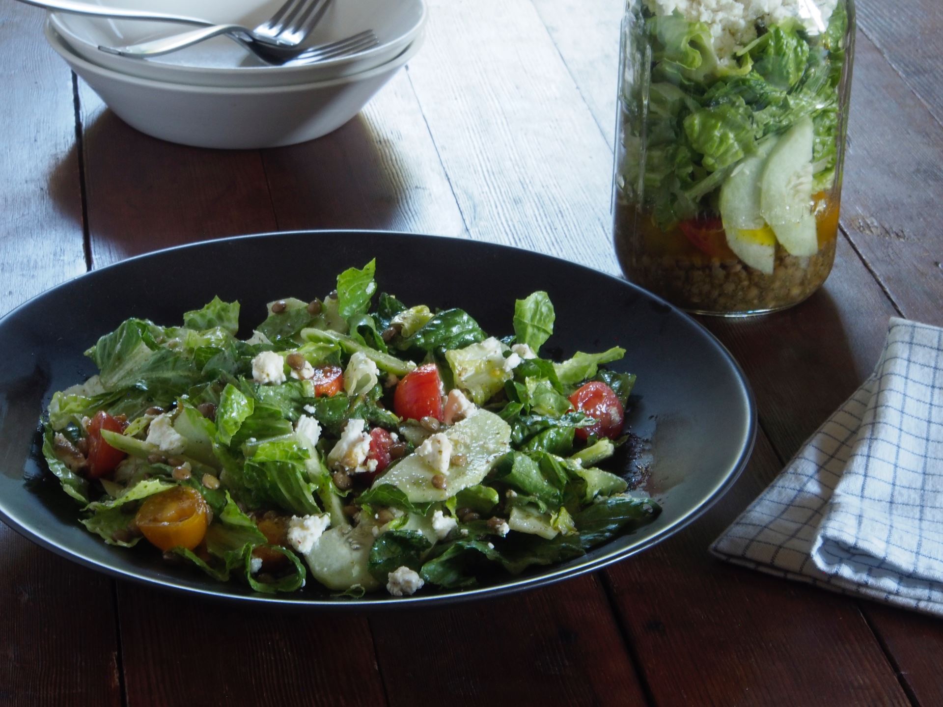 Picture of Middle Eastern Salad in a Jar -- "Fattoush" (Vegetarian) -- Quart jar