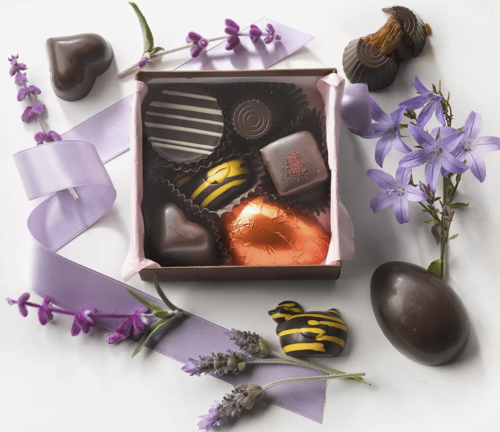 Picture of Coracao Seasonal Spring Truffle Box. SPECIAL OFFER! 20% off, until supplies last.
