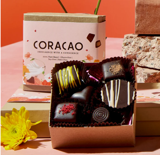 Picture of Coracao Gratitude Collection 6 Piece Truffle Box