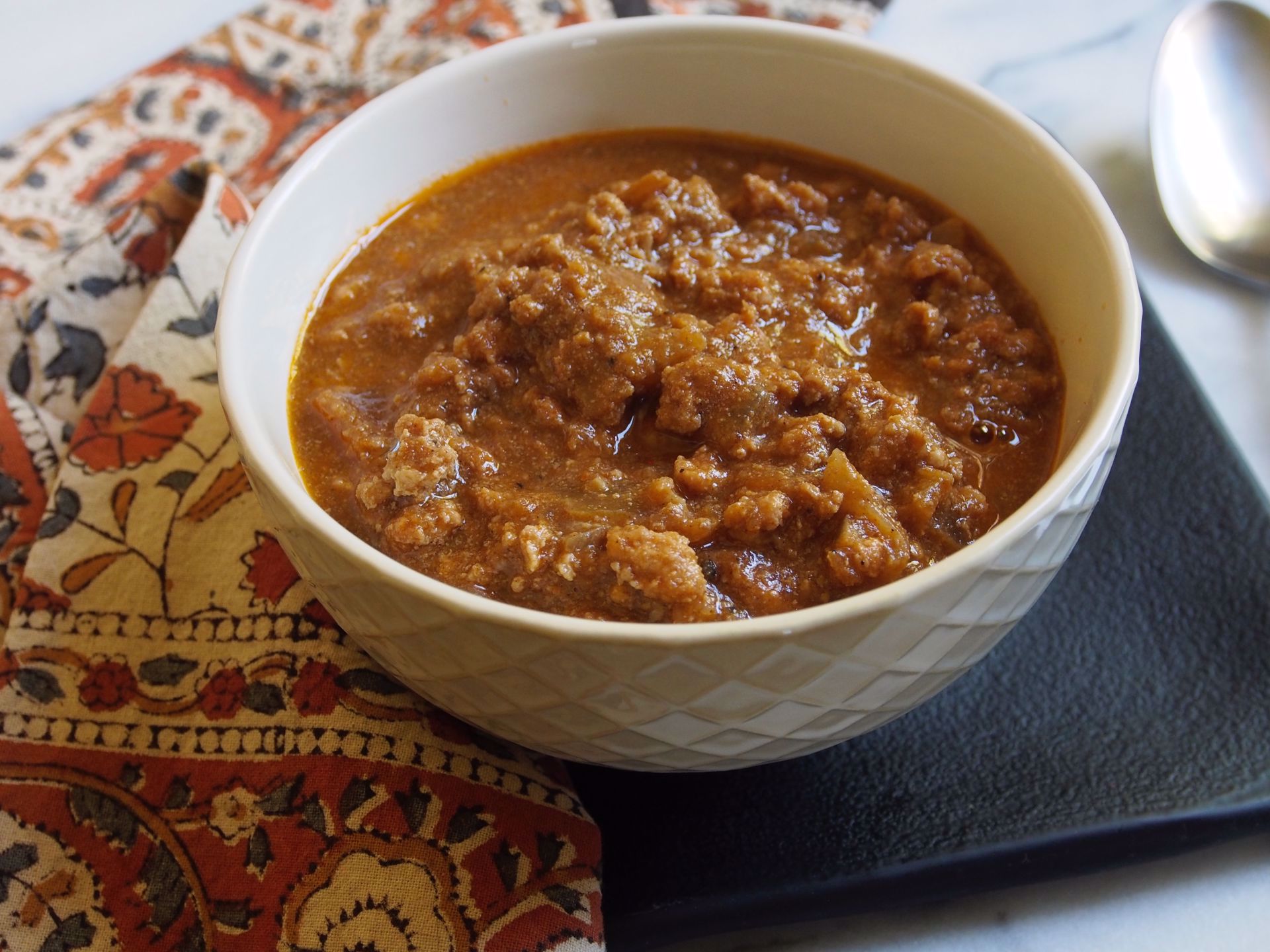 Picture of Ground Chicken with Broth-Based Coconut Tikka Masala Sauce -- 16 oz