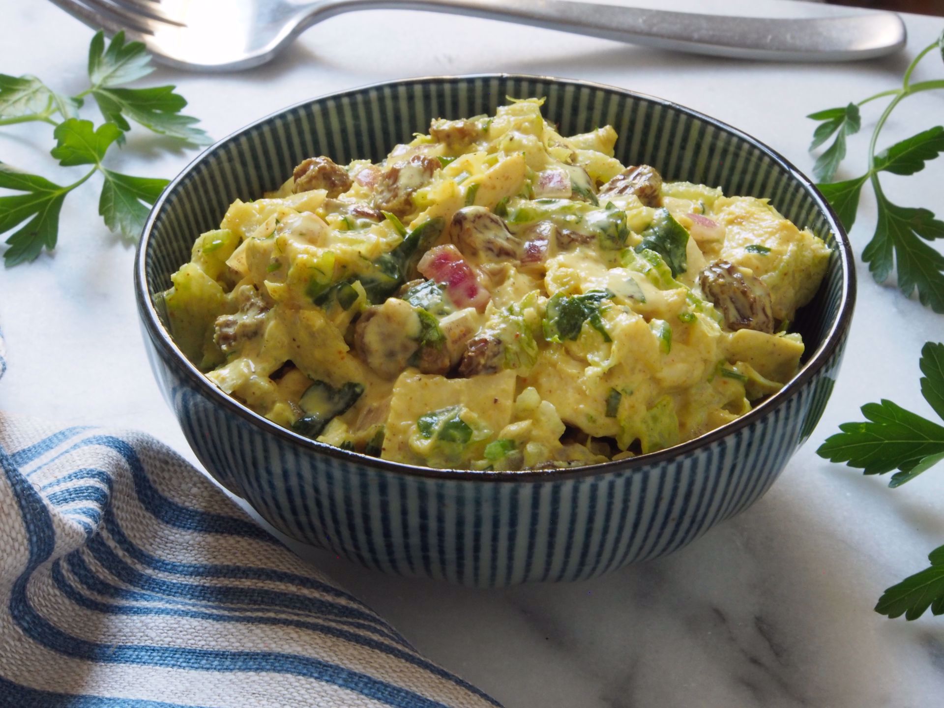 Picture of Curried Chicken Salad -- 16 oz