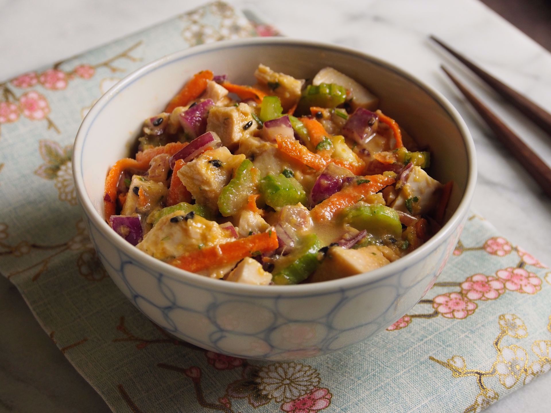 Picture of Sesame Ginger Chicken Salad -- 16 oz
